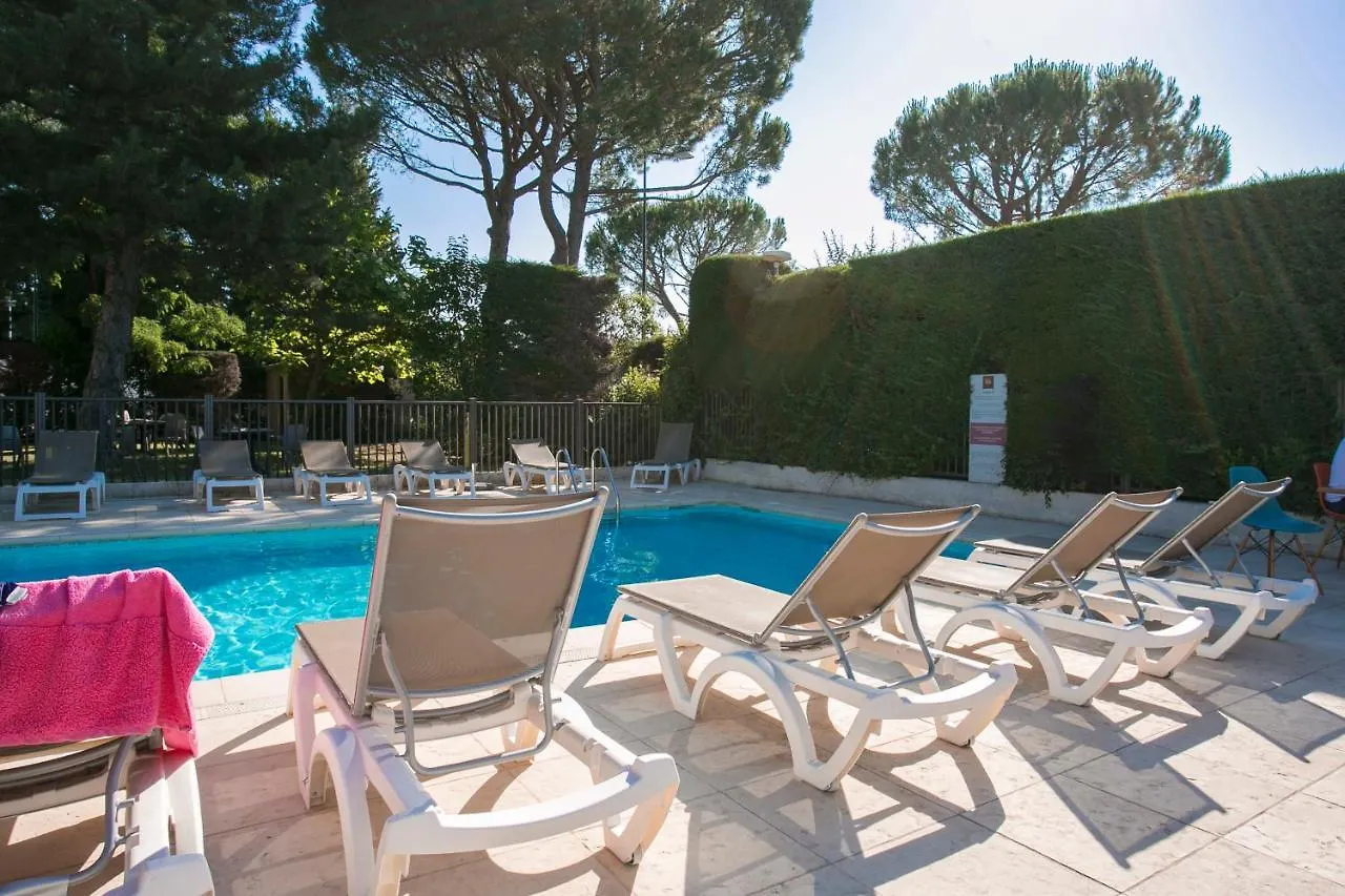 Hotel ibis Avignon Sud